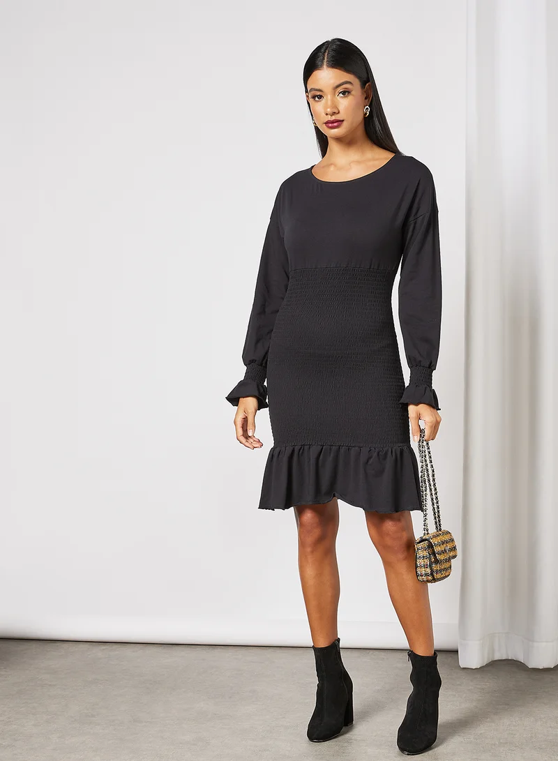 نويزي ماي Smocked Waist Mini Dress أسود