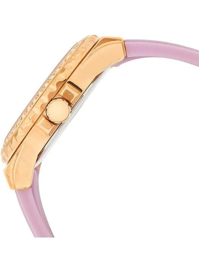 GUESS Women's Water Resistant Analog Watch W0846l6 With Stainless Steel Analog Watch ES3969 - Image 3