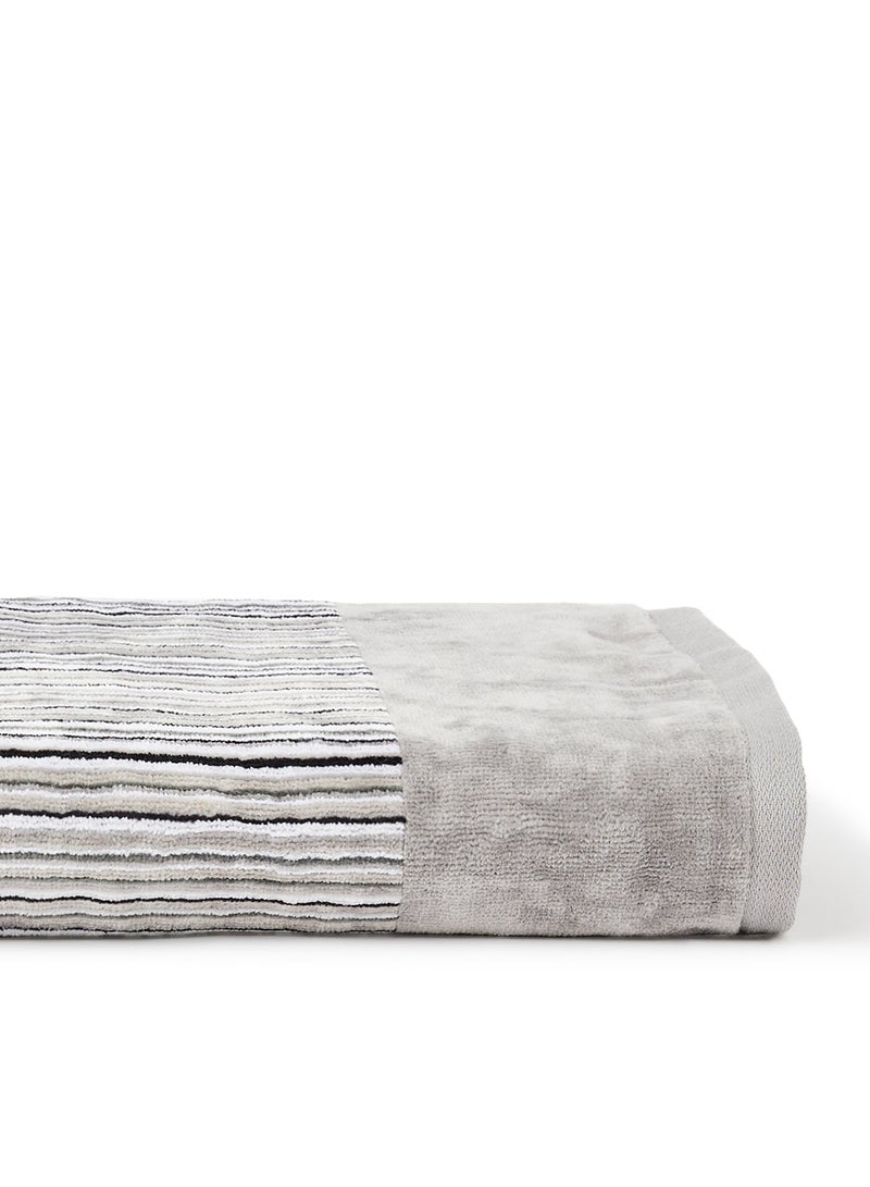 White Rose Towel Yarn Dyed Cotton  Grey 80x160cm Grey 80x160cm  - Image 3