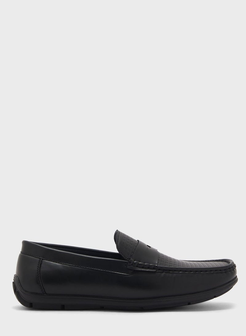 Robert Wood By Namshi - Apron Texture Loafers Black - Image 1