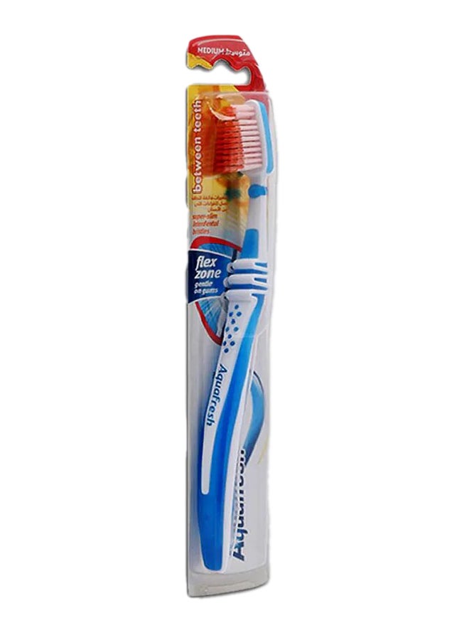 Aquafresh - Clean Control Medium Toothbrush Assorted - Image 1