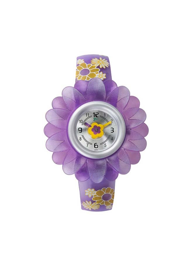 Zoop Kids' Polyurethane Strap Analog Wrist Watch C4005PP02 - Image 1
