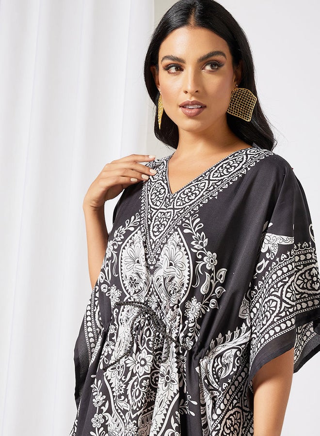 COUTURE BY RABIA Drawstring Waist Printed Kaftan Dress Black/White - Image 4