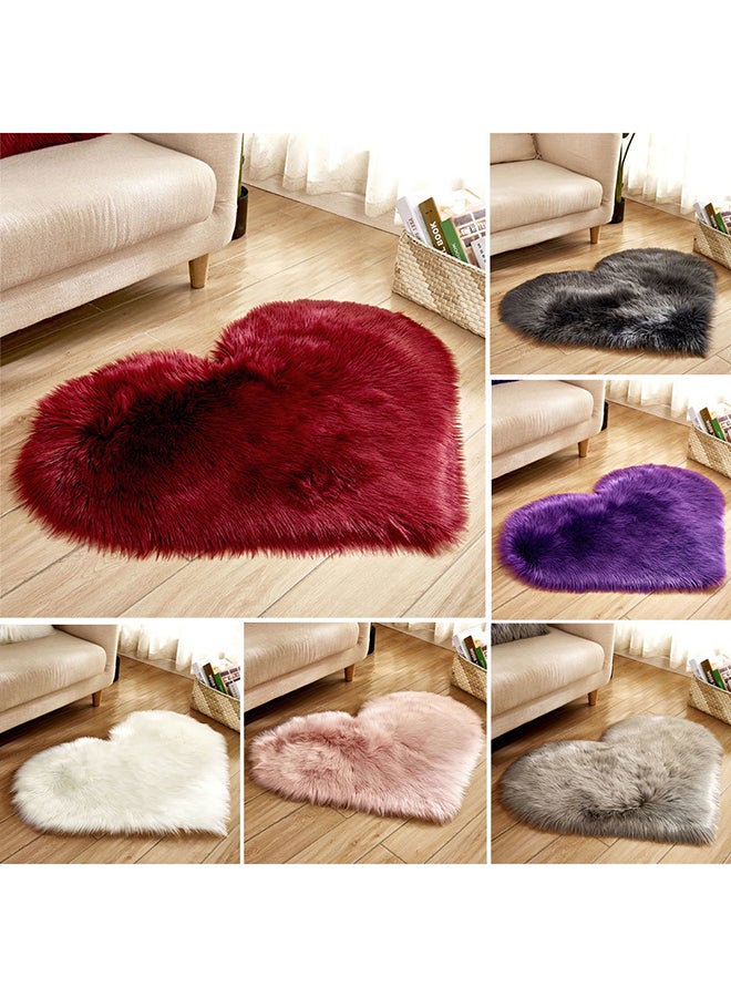 سجادة غرفة نوم داخلية مزينة بالريش ناعمة مضادة للانزلاق بتصميم عصري فاخر على شكل قلب وردي 40x50سم - Image 3