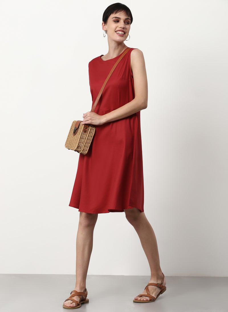 ABOF Solid Pattern Regular Fit Knee Length Dress Maroon  - Image 3