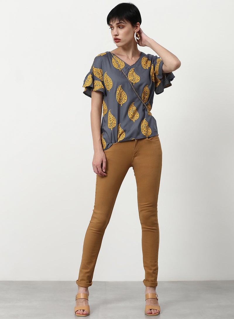 ABOF Printed Regular Fit Woven Top Dark Grey  - Image 4