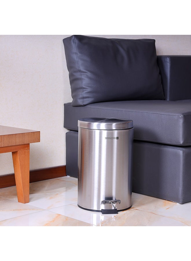 Royalford Trash Basket With Pedal Silver 12Liters  - Image 4