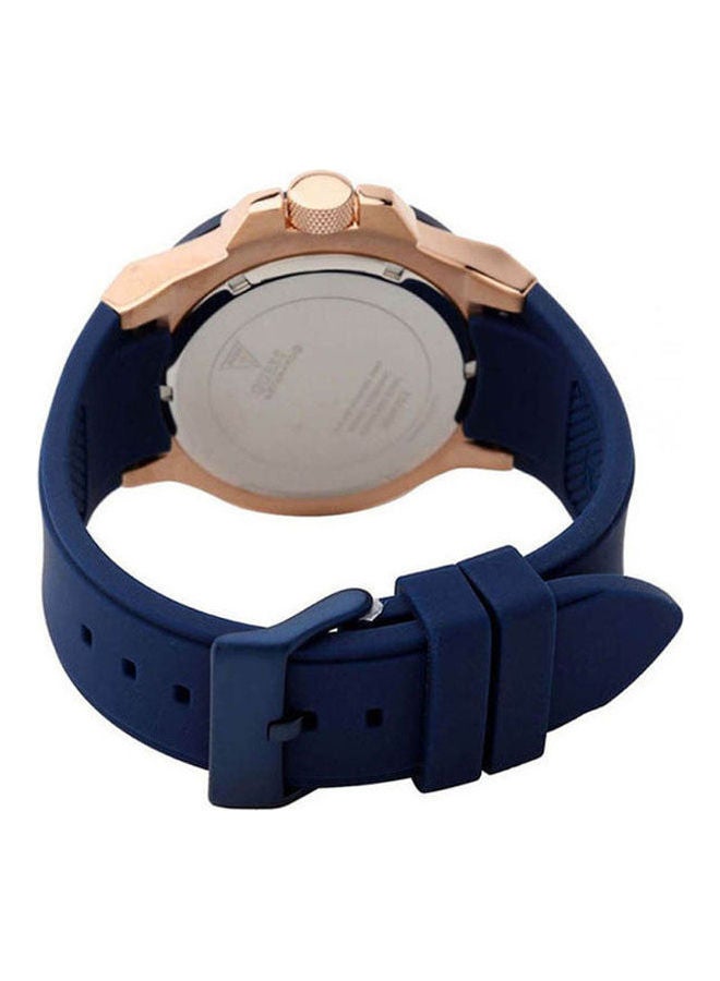 GUESS Men's Rubber Analog Watch W0247G3 With Wrist Watch 1513758 Set - Image 2