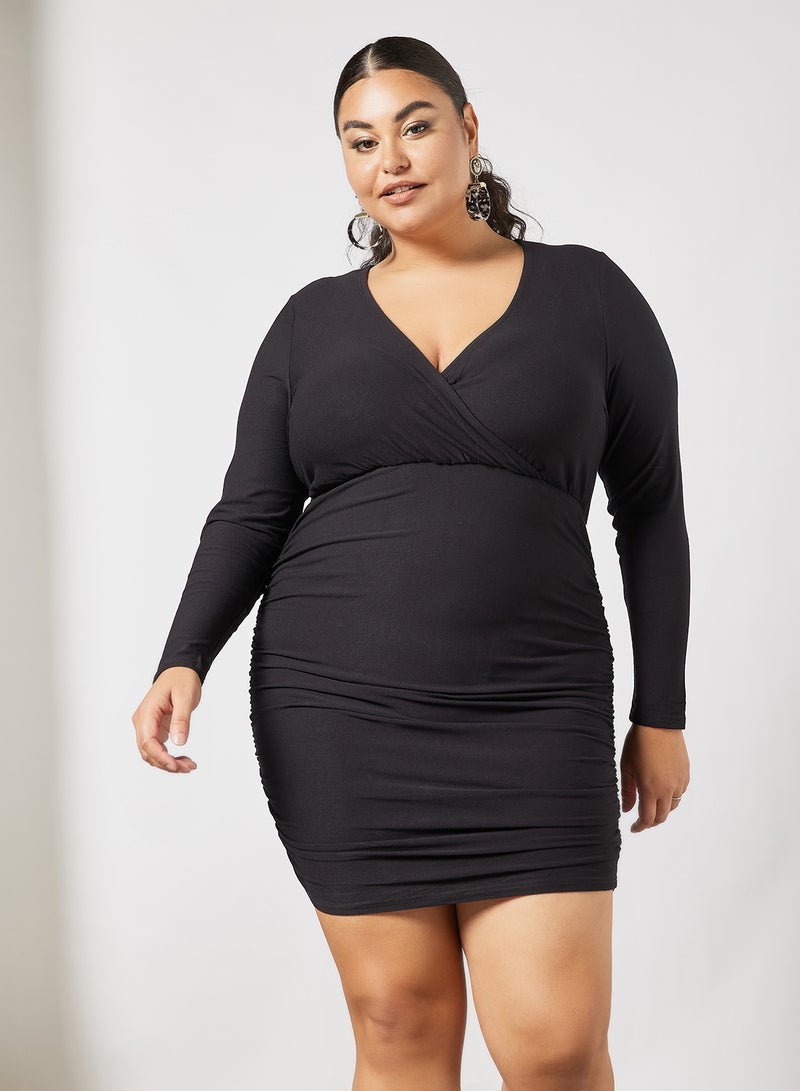 NEW LOOK - V-Neck Bodycon Dress Black - Image 1