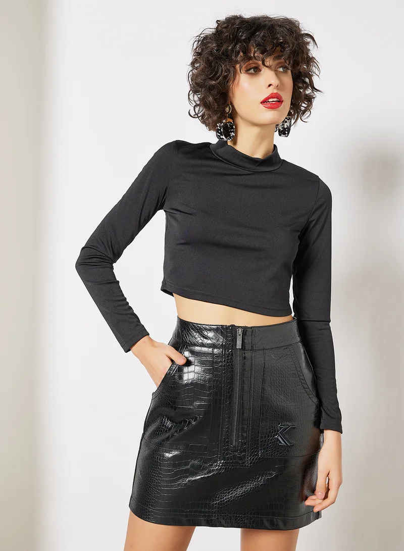 LABEL RAIL Long Sleeve Crop Top Black