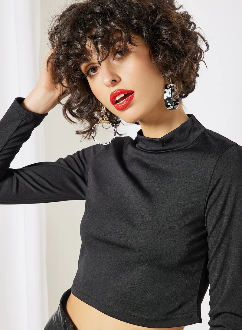 LABEL RAIL Long Sleeve Crop Top Black