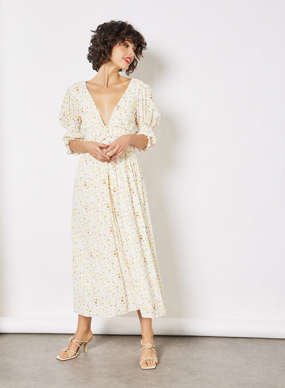 Plunge Neck Midi Dress Yellow - https://f.nooncdn.com/p/v1637501941/N50928268V_3.jpg?format=jpg&width=original