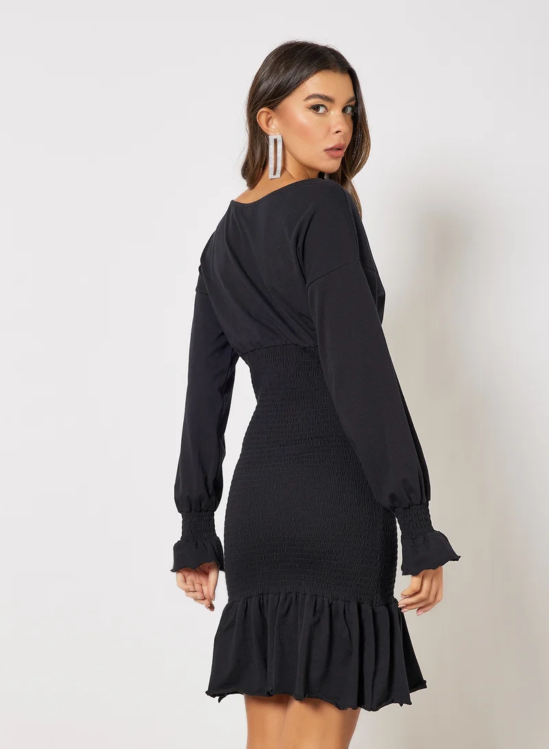 نويزي ماي Smocked Waist Mini Dress أسود