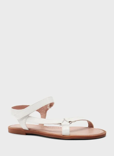 shoexpress Girls Velcro Closure Flat Sandals White/Brown