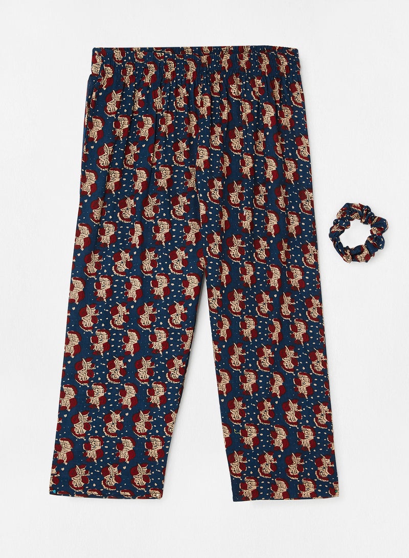 Aila - Casual Comfortable Relaxed Fit Three-Quarter Pyjamas With A Matching Scrunchie Multicolour - Image 1