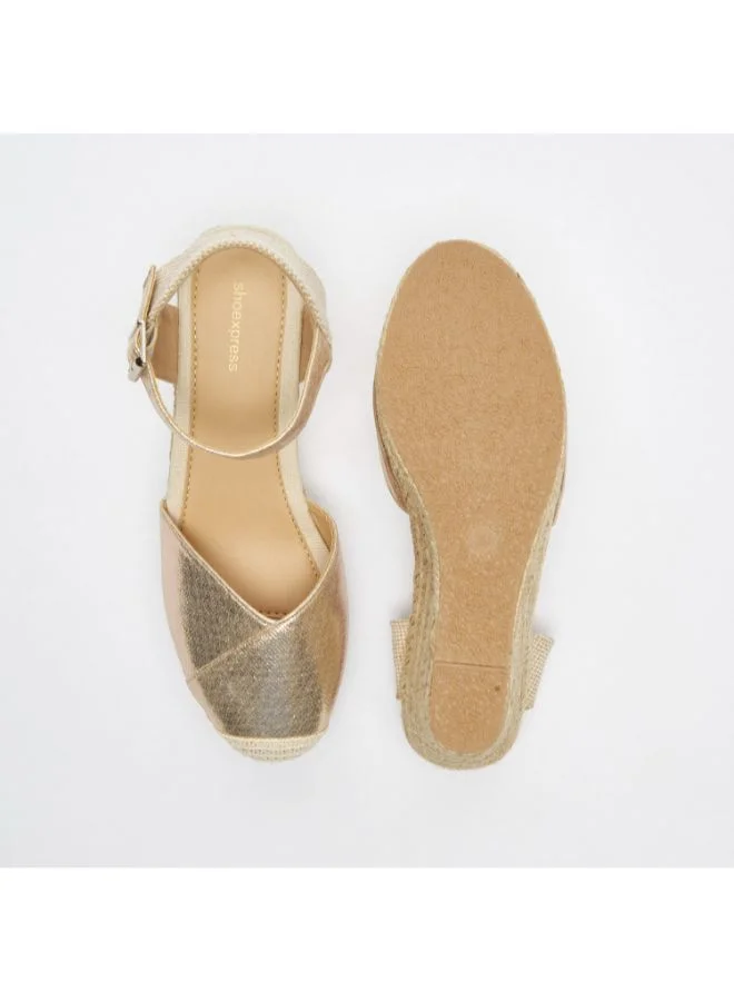 shoexpress Buckle Closure Textured Wedge Sandals Gold