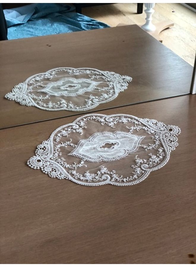 Handsomegift Lace Oval Coaster White 40x30cm - Image 2
