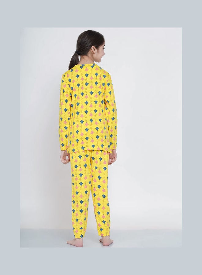 LAUREN Smith 2-Piece Printed Nightwear Kids Pyjama Set Yellow  - Image 2