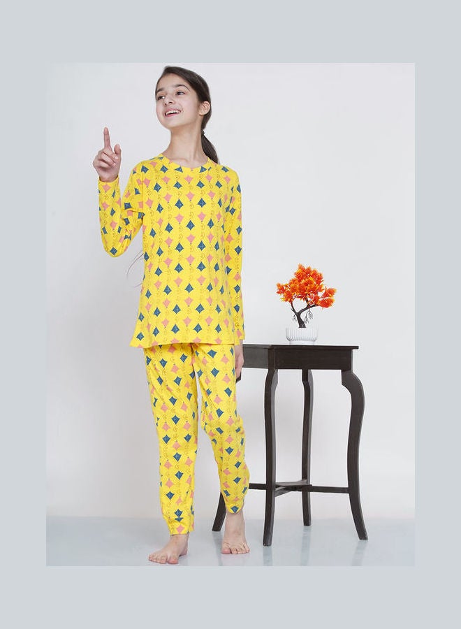 LAUREN Smith 2-Piece Printed Nightwear Kids Pyjama Set Yellow  - Image 5