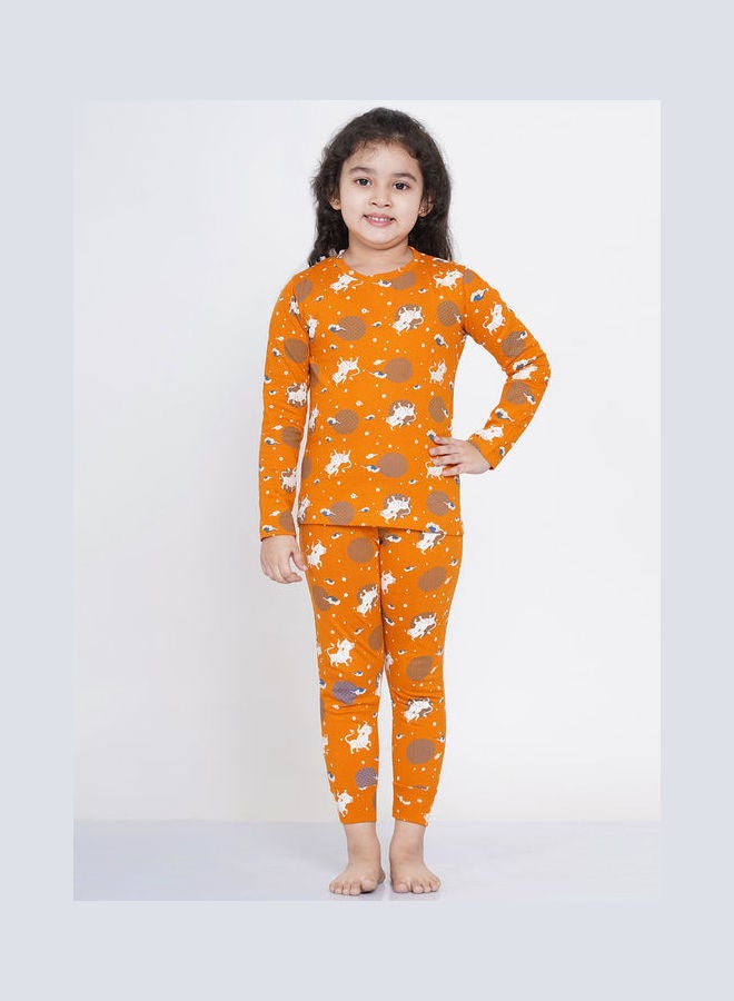 2-Piece Printed Nightwear Kids Pyjama Set Orange - v1638108884/N52050925V_1