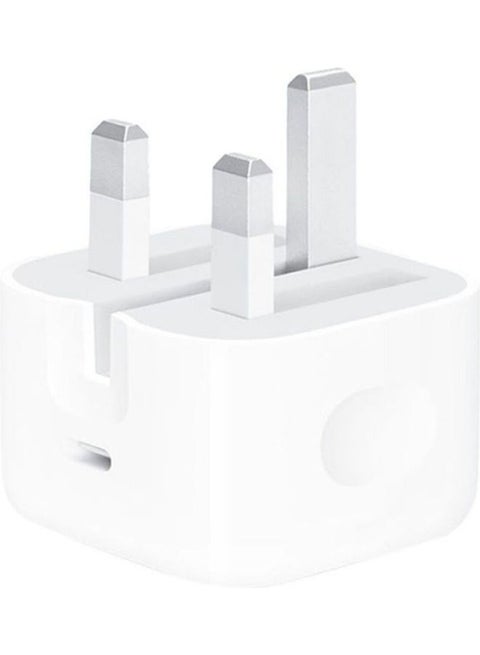 محول طاقة بمنفذ USB من Type C أبيض
