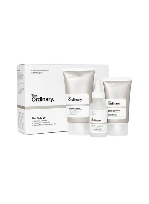 The Daily Set : 
Squalane Cleanser 50ml + Hyaluronic Acid 2% + B5 30ml + Natural Moisturizing Factors+HA 30ml 1 x 50
2 x 30ml