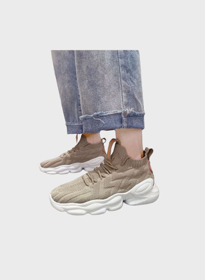 بيوينتي سنيكرز سمر برباط ورقبة منخفضة بيج - Image 2