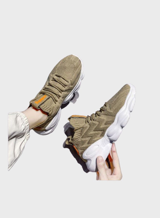 بيوينتي سنيكرز سمر برباط ورقبة منخفضة بيج - Image 4