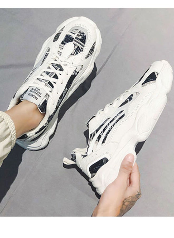 بيوينتي حذاء رياضي برباط ورقبة منخفضة أبيض/ أسود - Image 5