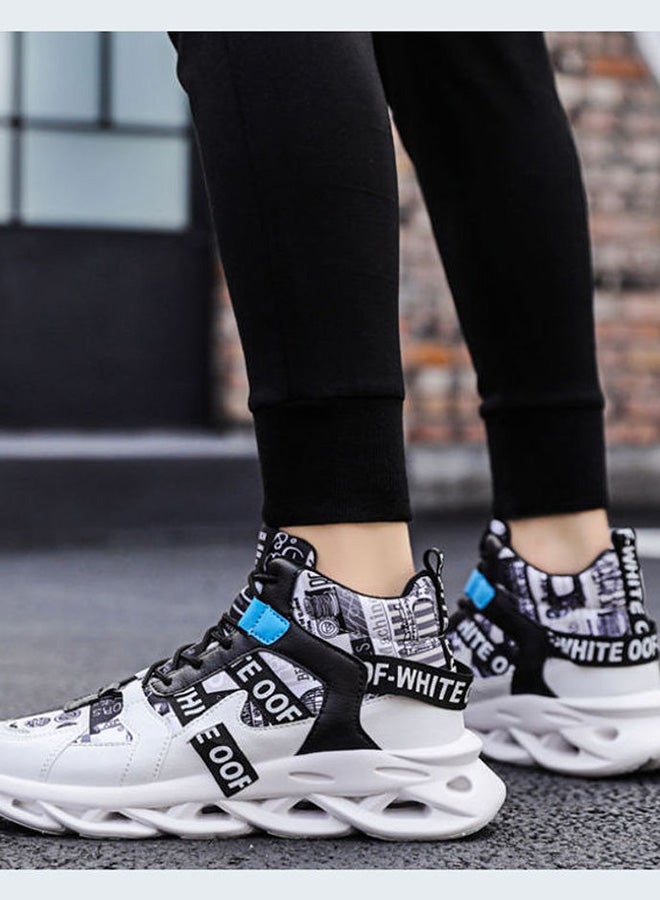 بيوينتي حذاء رياضي برباط ورقبة منخفضة أبيض/ أسود - Image 3