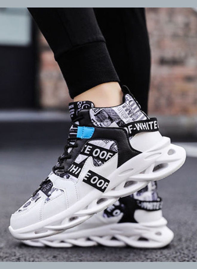 بيوينتي حذاء رياضي برباط ورقبة منخفضة أبيض/ أسود - Image 5