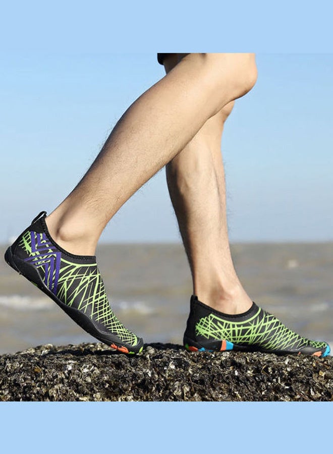 Beauenty Printed Slip-On Beach Wading Shoes Black/Green/Blue  - Image 3