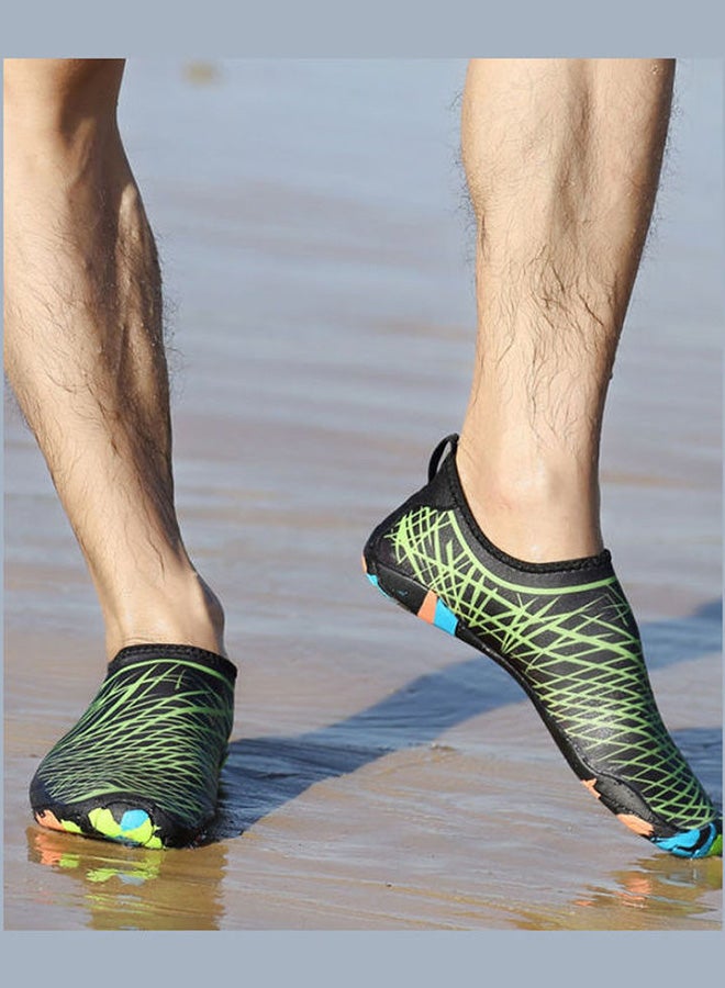 Beauenty Printed Slip-On Beach Wading Shoes Black/Green/Blue  - Image 5