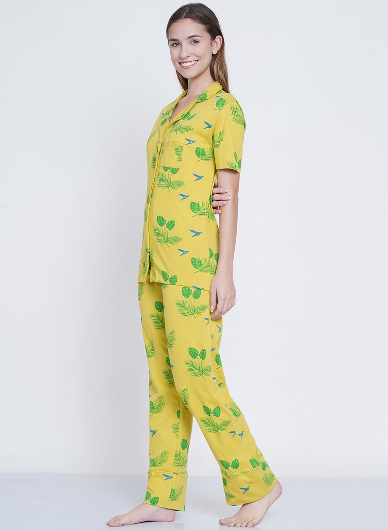 لورين سميث طقم بيجاما بياقة مزين بطبعة زهور ومكون من قطعتين أصفر / أخضر / أزرق - Image 3