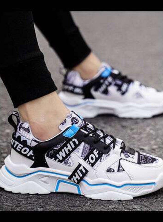 بيوينتي سنيكرز كاجوال برباط ورقبة منخفضة ومقدمة مستديرة أبيض/أسود/أزرق - Image 2