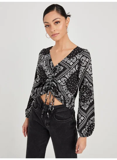 Closet By Styli Paisley Printed Casual Crop Top Black/White