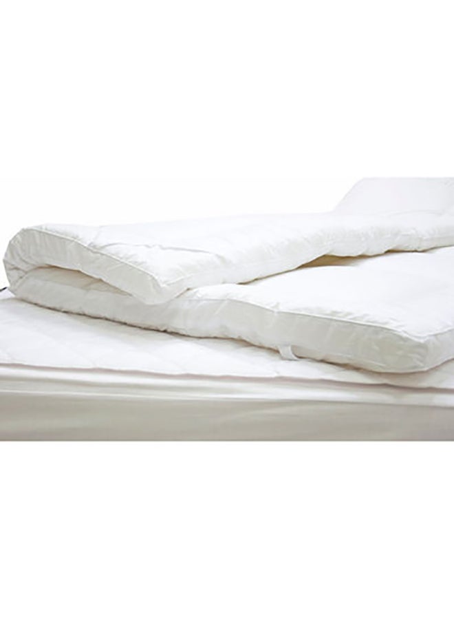 Maestro - Anti Alllergic Super Soft 100% Microfiber Satin Sripe Mattress Topper 1Pc Polyester White 90 x 190cm - Image 1
