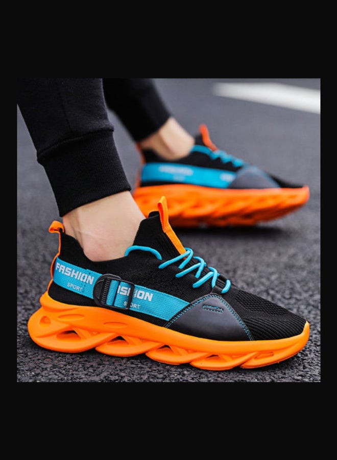 بيوينتي حذاء رياضي كاجوال برقبة منخفضة أسود/ برتقالي/ أزرق - Image 2
