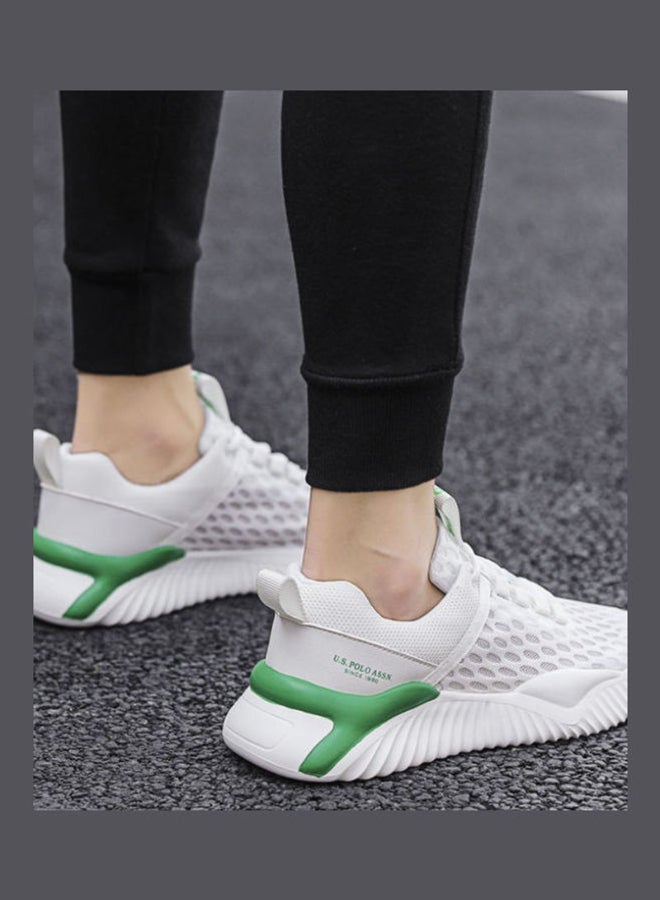 بيوينتي سنيكرز عصري برقبة منخفضة أبيض/أخضر - Image 3