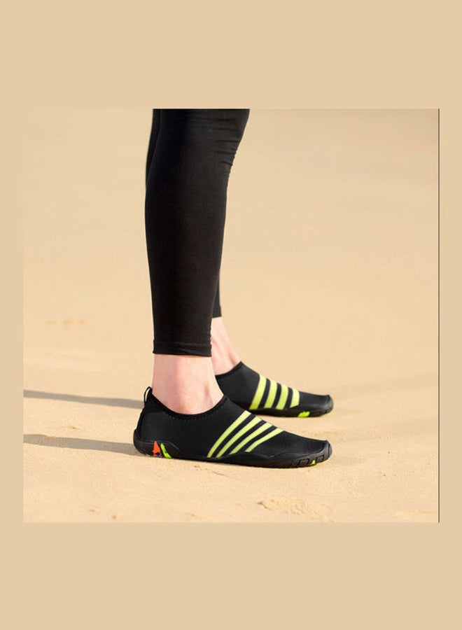 Beauenty Women's Swimming Low Top Sneakers Black/Yellow - Image 5