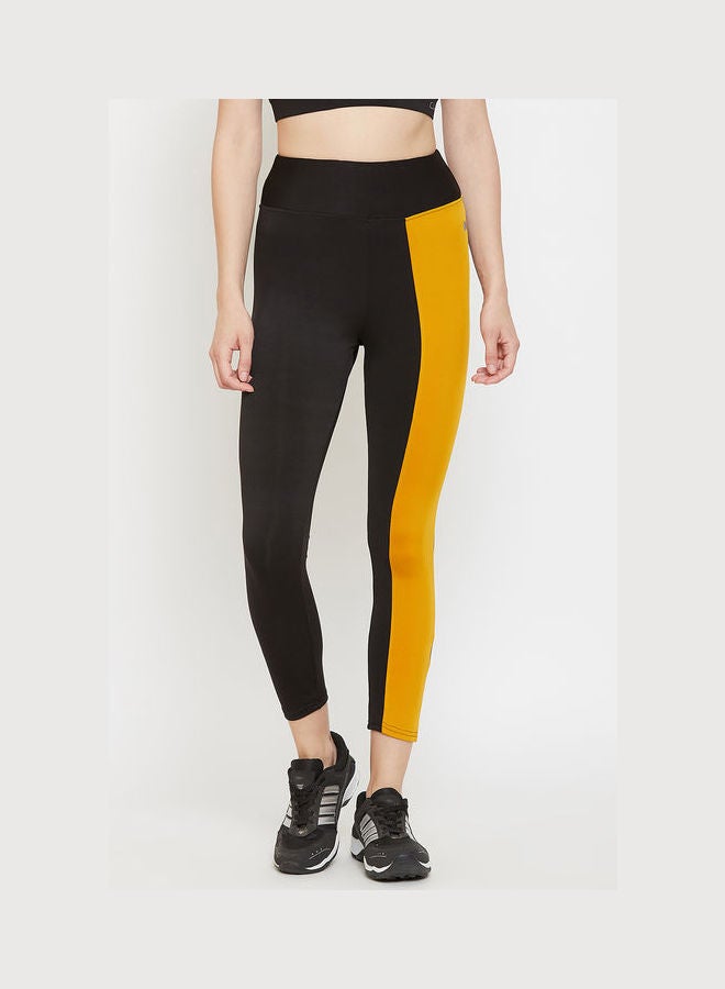 Clovia - Snug Fit Active Ankle-Length Colourblock Tights Black - Image 1