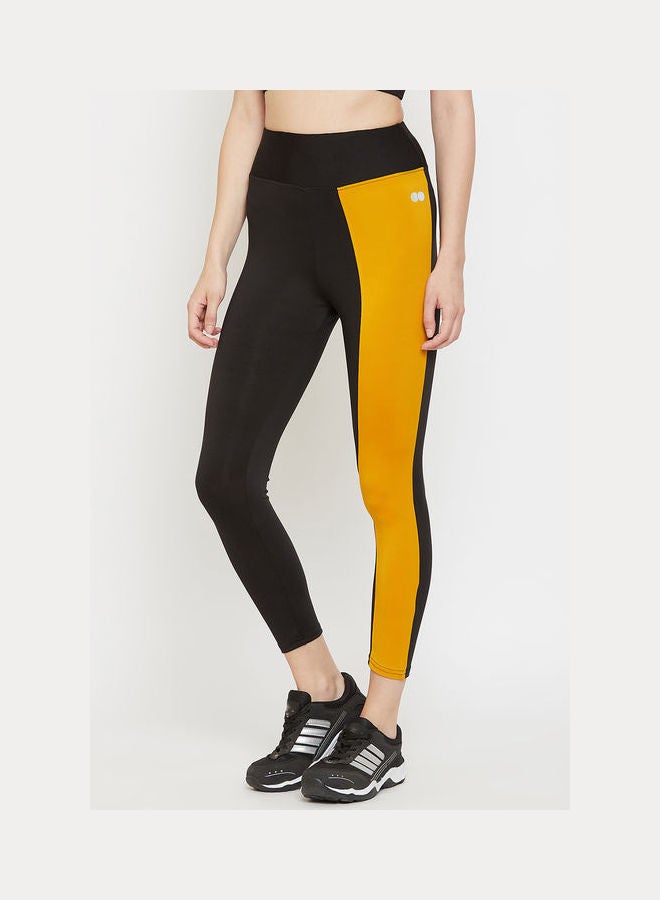 Clovia - Snug Fit Active Ankle-Length Colourblock Tights Black - Image 1