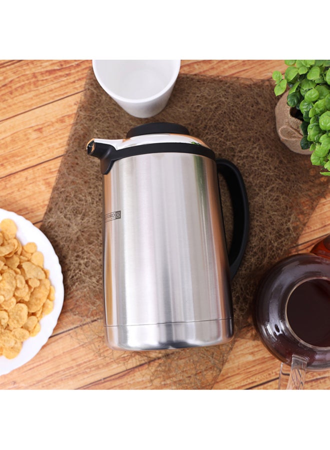 Royalford Royalford RF6894 Steel Vacuum Flask - 1 L| Leak-proof & Portable | 12 Hours Hold & Cold| Ideal for tea, coffee, hot chocolate, soup, smoothies & more Silver/Black 1Liters  - Image 4