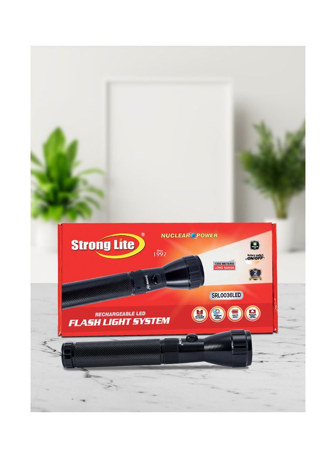 سترونج لايت - مصباح يدوي LED قابل للشحن أسود 14.5سم - Image 1
