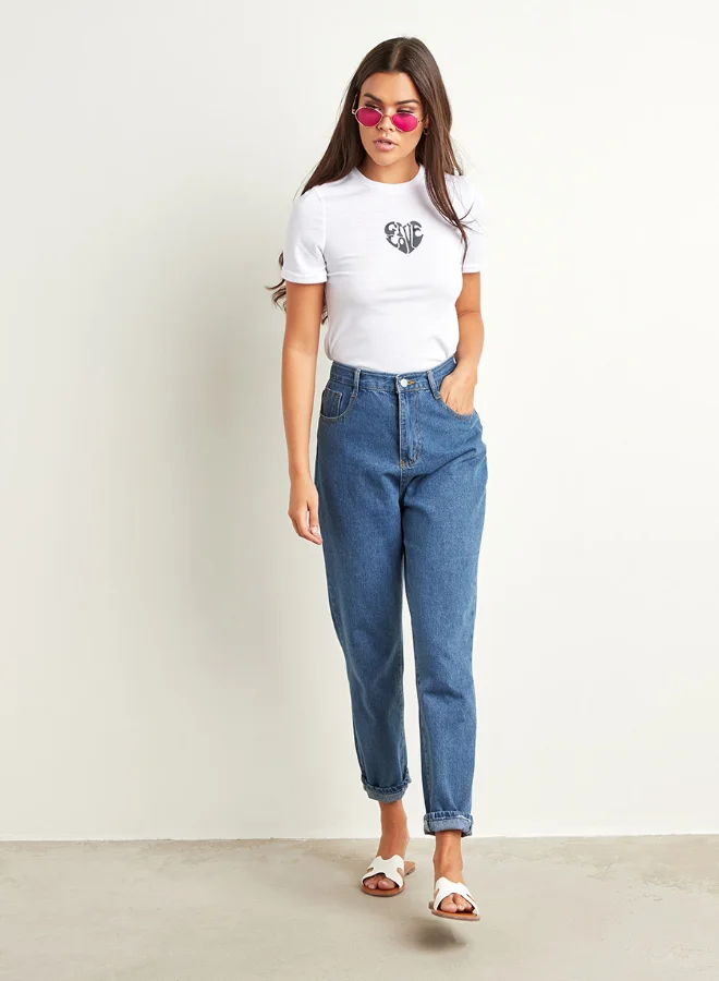 Closet By Styli Give Love Heart Graphic Printed T-Shirt White/Black