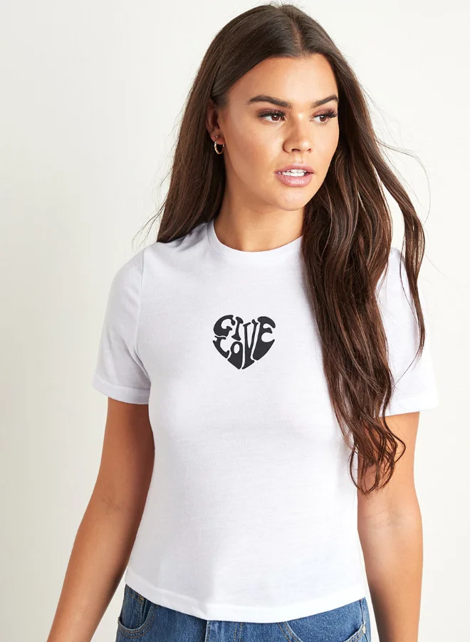 Closet By Styli Give Love Heart Graphic Printed T-Shirt White/Black
