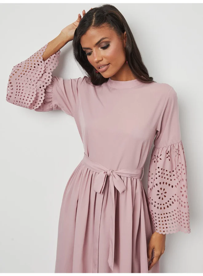 Closet By Styli Cut-Out Sleeve Detail A-Line Midi Dress Lilac