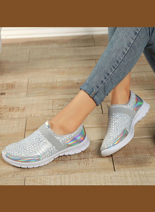 بيوينتي سنيكرز بدون رباط بساق منخفضة للنساء - Image 3