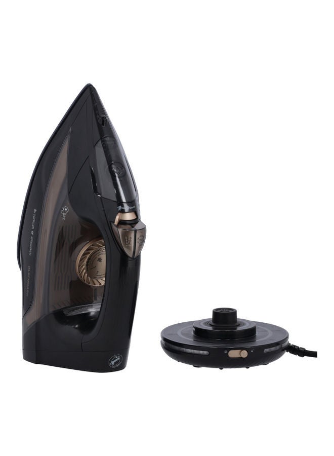 Olsenmark Steam Iron With Water Tank 420 ml 2200 W OMSI1839 Black/Brown  - Image 2