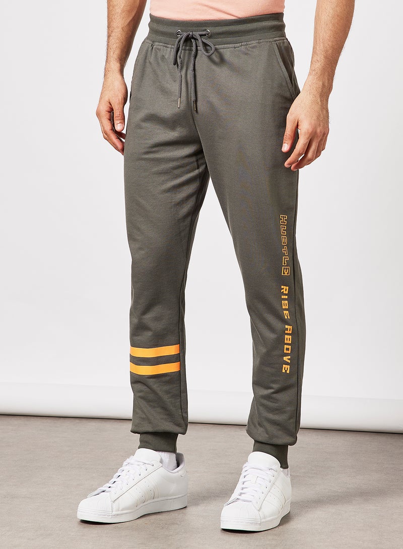 Regular Fit Joggers Dark Grey/Yellow - v1640187565/N48942561V_1